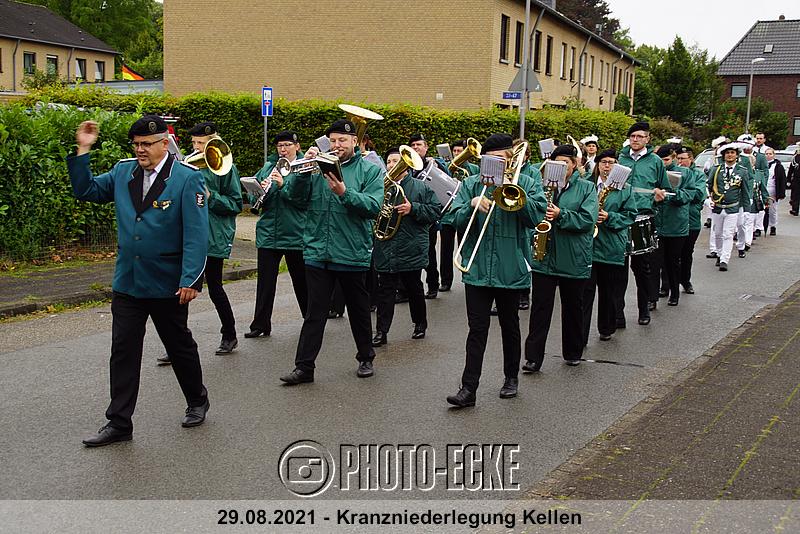 051.jpg